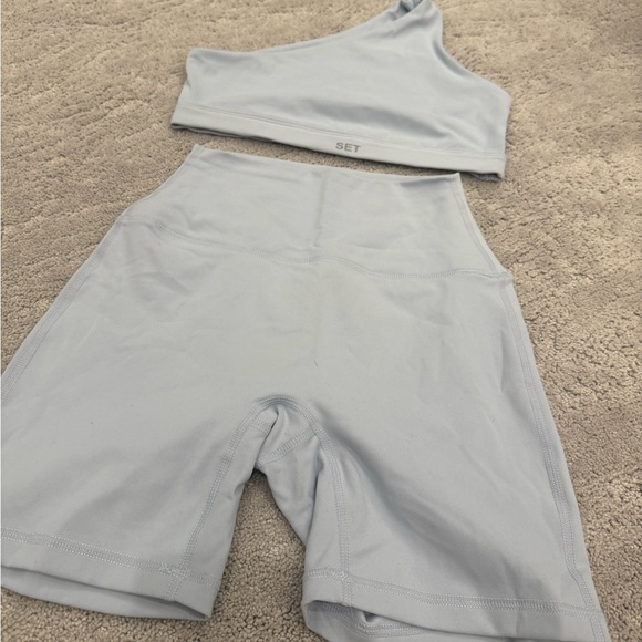 Set Active Set - Picture 4 of 6